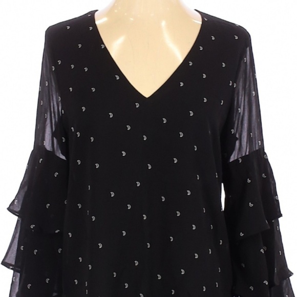 Wayf Black Pattern Tiered Long Sleeve Black Top - Picture 2 of 4